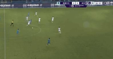 美女尿